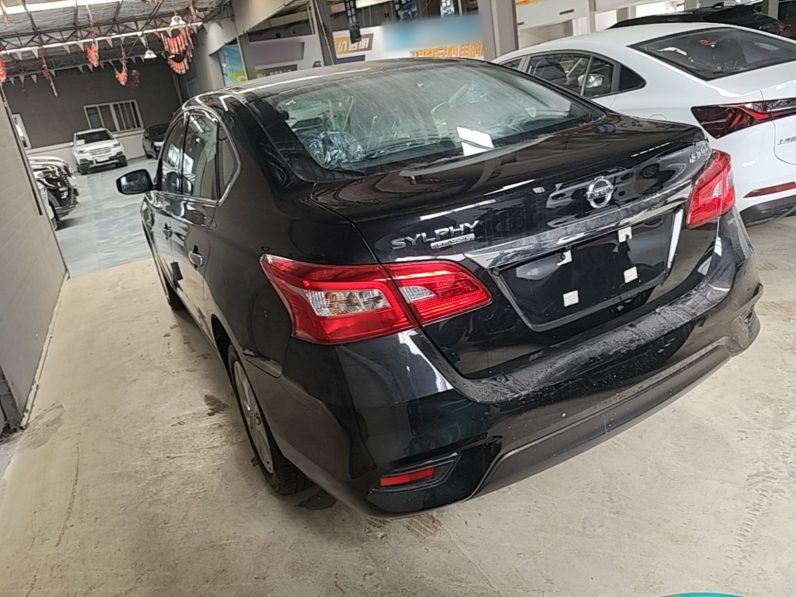 
								Nissan Sylphy 2024 Facelifted Three Classic 1.6XE CVT Comfort Edition full									
