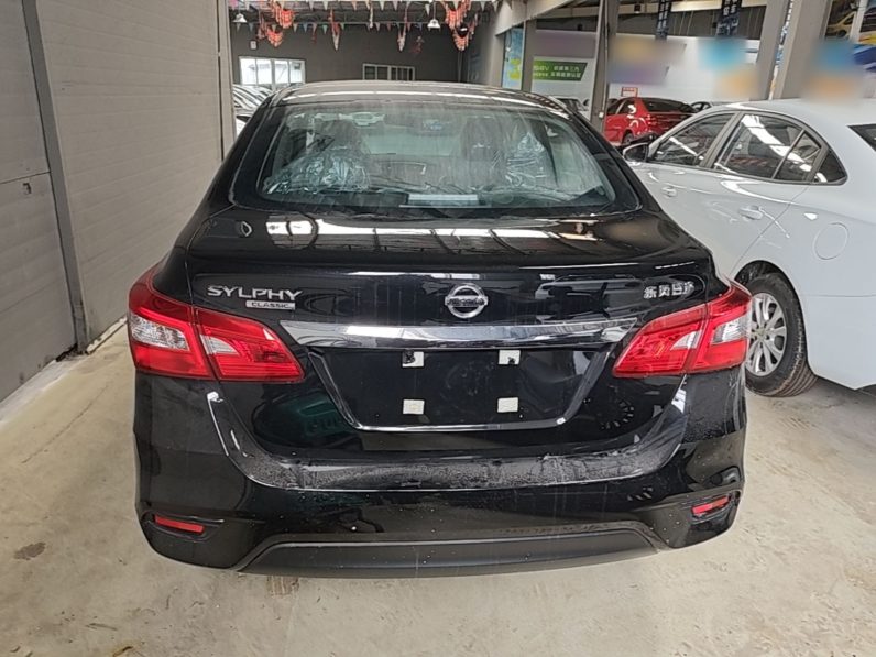 
								Nissan Sylphy 2024 Facelifted Three Classic 1.6XE CVT Comfort Edition full									