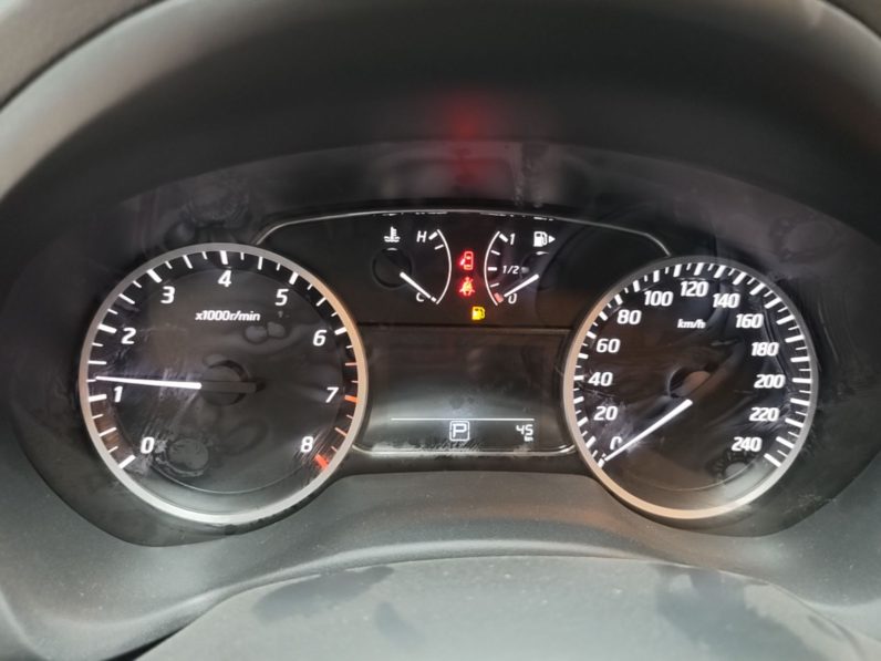 
								Nissan Sylphy 2024 Facelifted Three Classic 1.6XE CVT Comfort Edition full									