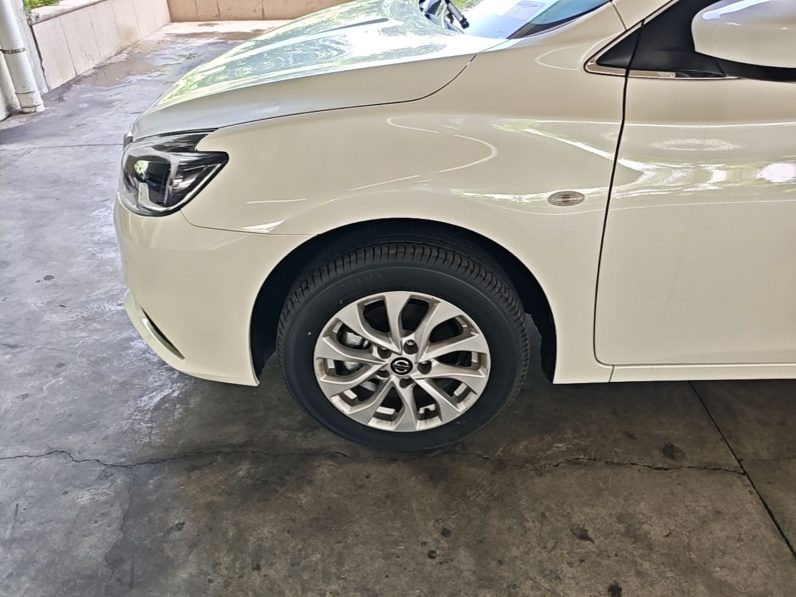 
								Nissan Sylphy 2024 Facelifted Three Classic 1.6XE CVT Comfort Edition full									