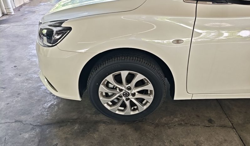 
								Nissan Sylphy 2024 Facelifted Three Classic 1.6XE CVT Comfort Edition full									