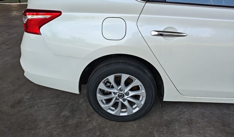 
								Nissan Sylphy 2024 Facelifted Three Classic 1.6XE CVT Comfort Edition full									