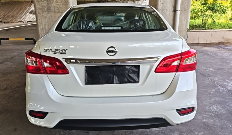 
								Nissan Sylphy 2024 Facelifted Three Classic 1.6XE CVT Comfort Edition full									