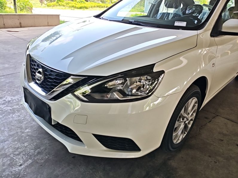 
								Nissan Sylphy 2024 Facelifted Three Classic 1.6XE CVT Comfort Edition full									