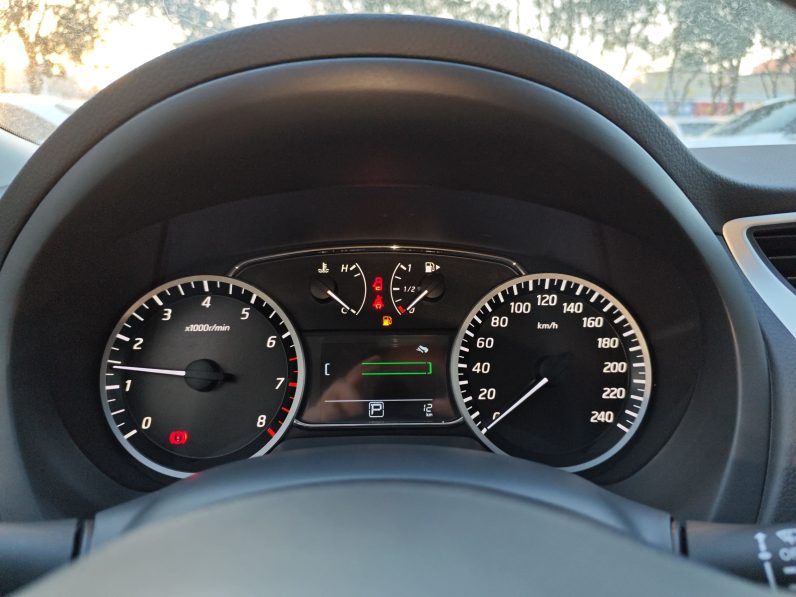 
								Nissan Sylphy 2024 Facelifted Three Classic 1.6XE CVT Comfort Edition full									