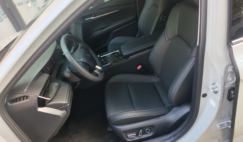 
								Toyota Camry 2026 Model 2.0GVP Luxury Edition full									