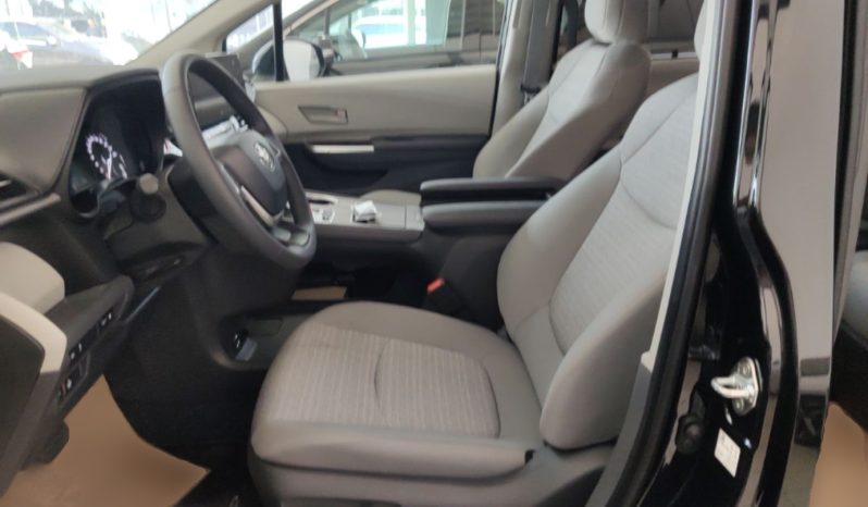 
								Toyota SIENNA 2026 Model 2.5L Dual-Engine Two-Wheel-Drive Comfort full									