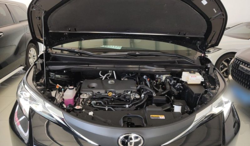 
								Toyota SIENNA 2026 Model 2.5L Dual-Engine Two-Wheel-Drive Comfort full									