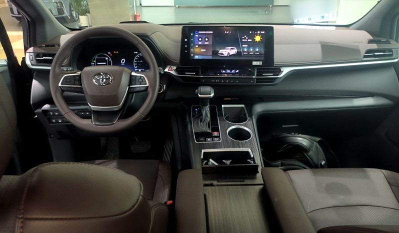 
								Toyota Granvia 2026 Model 2.5L Hybrid Prestige PLUS Four-Wheel Drive Edition full									