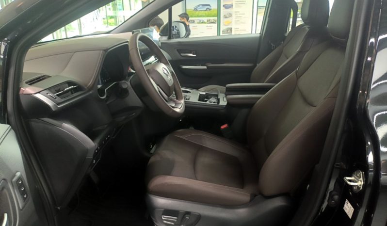 
								Toyota Granvia 2026 Model 2.5L Hybrid Prestige PLUS Four-Wheel Drive Edition full									