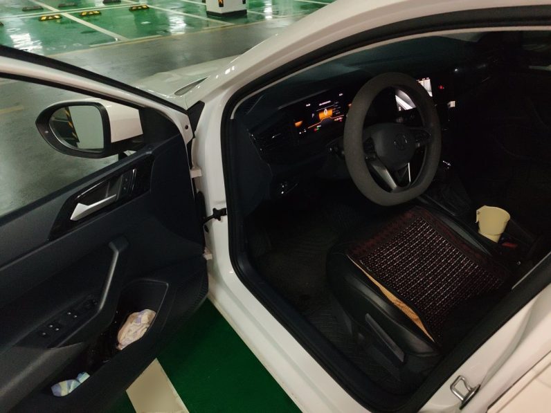 
								2021 Volkswagen Lavida 1.5L Automatic Comfort Edition – White full									