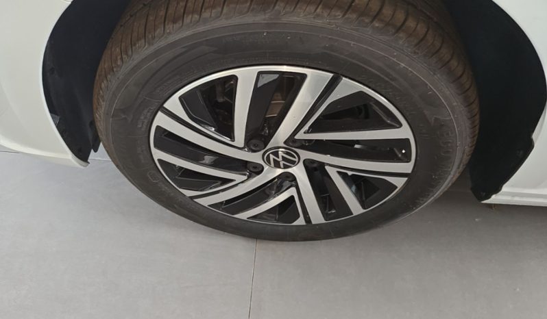 
								Volkswagen Lavida 2026 1.5L Automatic Starry Five-Million Edition full									