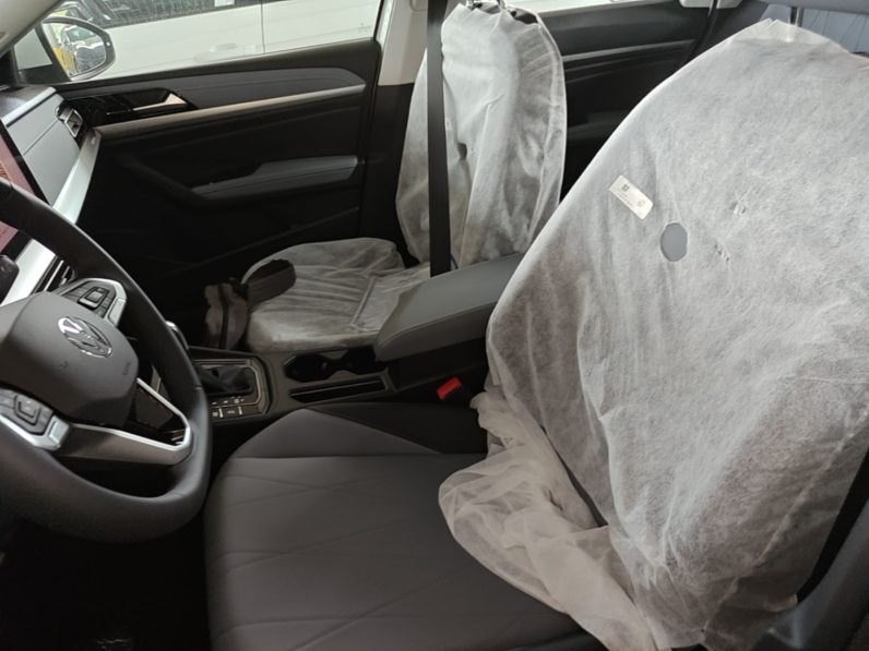 
								Volkswagen Lavida 2026 1.5L Automatic Starry Five-Million Edition full									