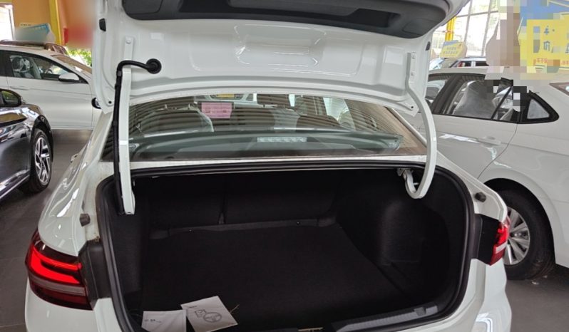 
								Volkswagen Lavida 2026 1.5L Automatic Starry Five-Million Edition full									