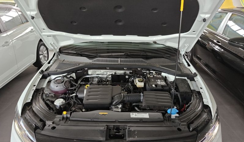 
								Volkswagen Lavida 2026 1.5L Automatic Starry Five-Million Edition full									