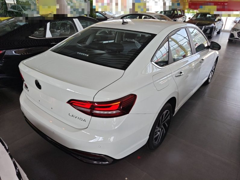 
								Volkswagen Lavida 2026 1.5L Automatic Starry Five-Million Edition full									