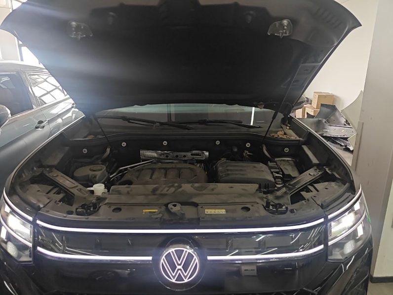 
								Volkswagen Teramont 2025 Tiguan Pro 450TSI Four-Wheel Drive Summit Edition full									