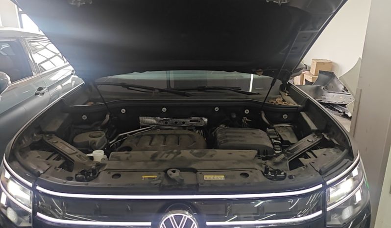 
								Volkswagen Teramont 2025 Tiguan Pro 450TSI Four-Wheel Drive Summit Edition full									