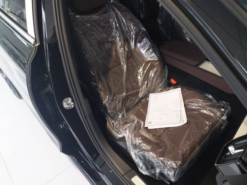 
								Volvo S90 2026 B5 Zhiyuan Luxury Edition full									