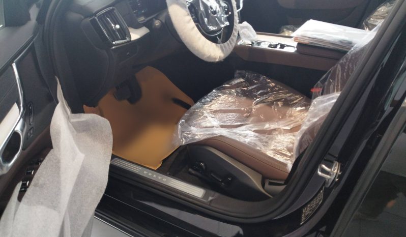 
								Volvo S90 2026 B5 Zhiyuan Luxury Edition full									
