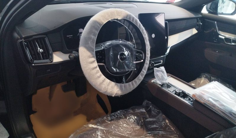 
								Volvo S90 2026 B5 Zhiyuan Luxury Edition full									