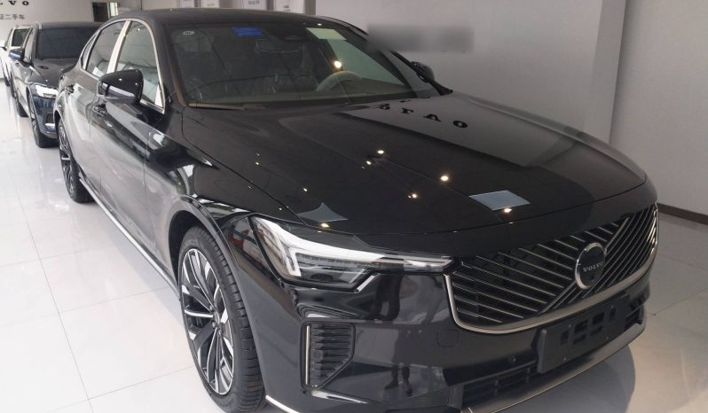 
								Volvo S90 2026 B5 Zhiyuan Luxury Edition full									
