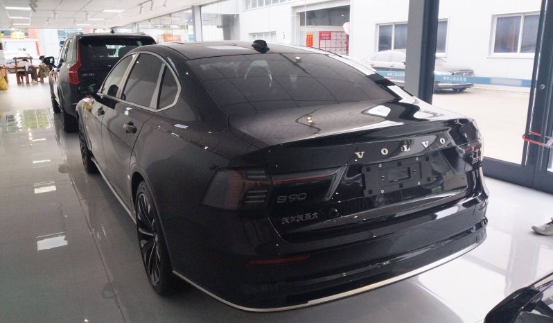 
								Volvo S90 2026 B5 Zhiyuan Luxury Edition full									