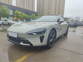 Xiaomi Auto SU7 2024 Rear-Drive Long-Range Intelligent Driving Version