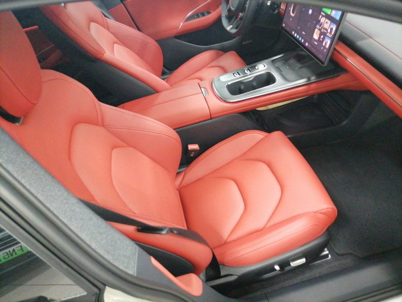 
								Xiaomi Auto SU7 2024 Rear-Drive Long-Range Intelligent Driving Version full									