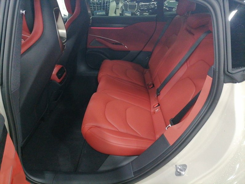 
								Xiaomi Auto SU7 2024 Rear-Drive Long-Range Intelligent Driving Version full									
