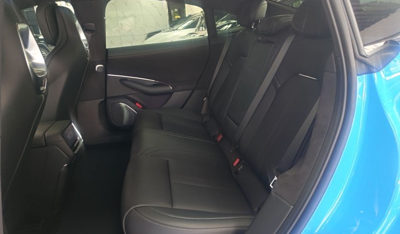 
								Xiaomi Auto SU7 2026 Model Standard Edition full									