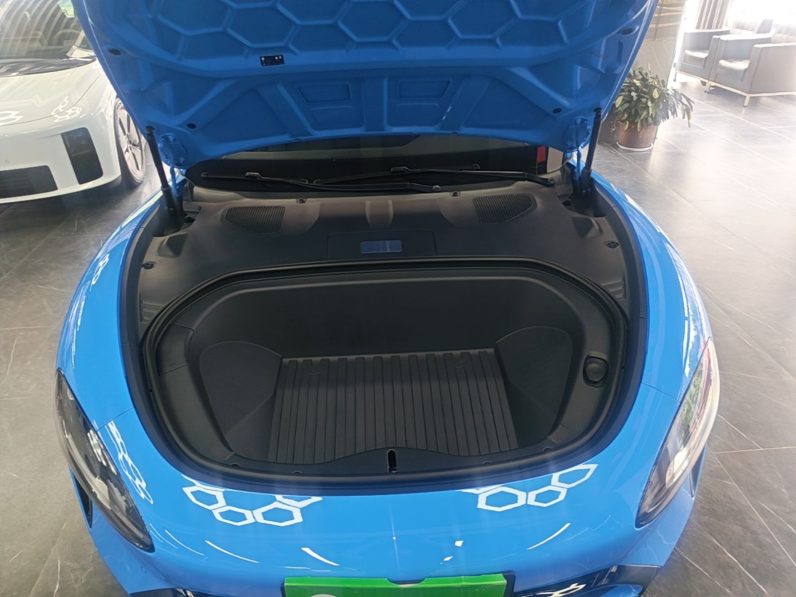 
								Xiaomi Auto SU7 2026 Model Standard Edition full									