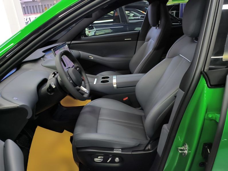 
								Xiaomi Auto YU7 2025 Ultra-Long Range Rear-Wheel Drive Version full									