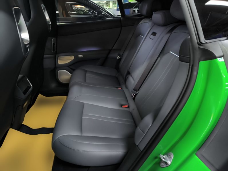 
								Xiaomi Auto YU7 2025 Ultra-Long Range Rear-Wheel Drive Version full									