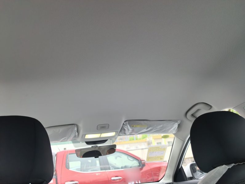 
								2026 Roewe i5 1.5L Manual Comfort Version – White full									