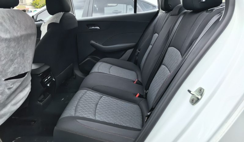 
								2026 Roewe i5 1.5L Manual Comfort Version – White full									