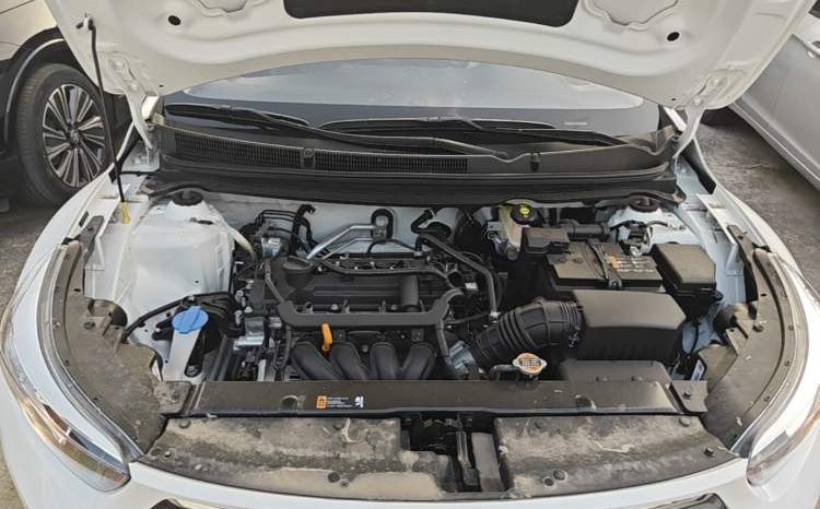 
								2023 Kia kx1 Stonic 1.4L Sunroof Edition – White full									