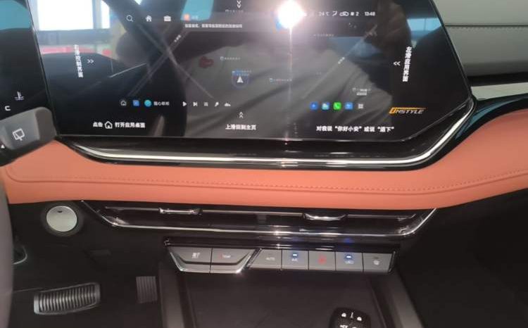 
								2026 CHANGAN X5 PLUS Second Generation 1.5T Pioneer PRO – White full									