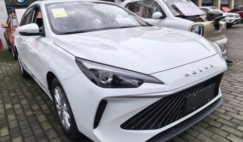 
								2026 Roewe i5 1.5L Manual Comfort Version – White full									
