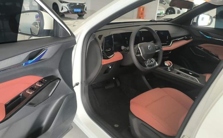 
								2026 CHANGAN X5 PLUS Second Generation 1.5T Pioneer PRO – White full									