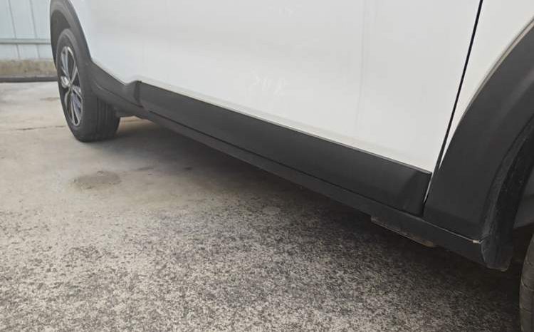 
								2023 Kia kx1 Stonic 1.4L Sunroof Edition – White full									